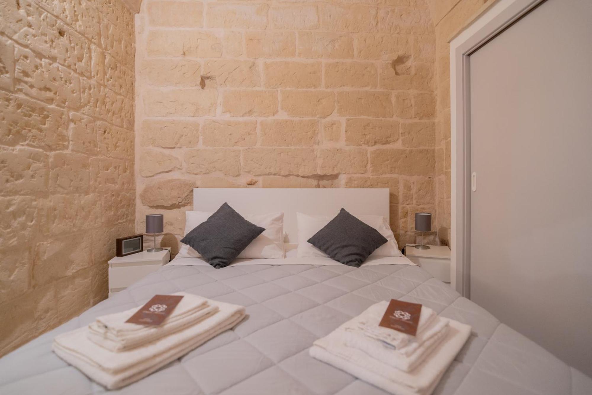 Dimora Barocca Apartment Irene レッチェ エクステリア 写真