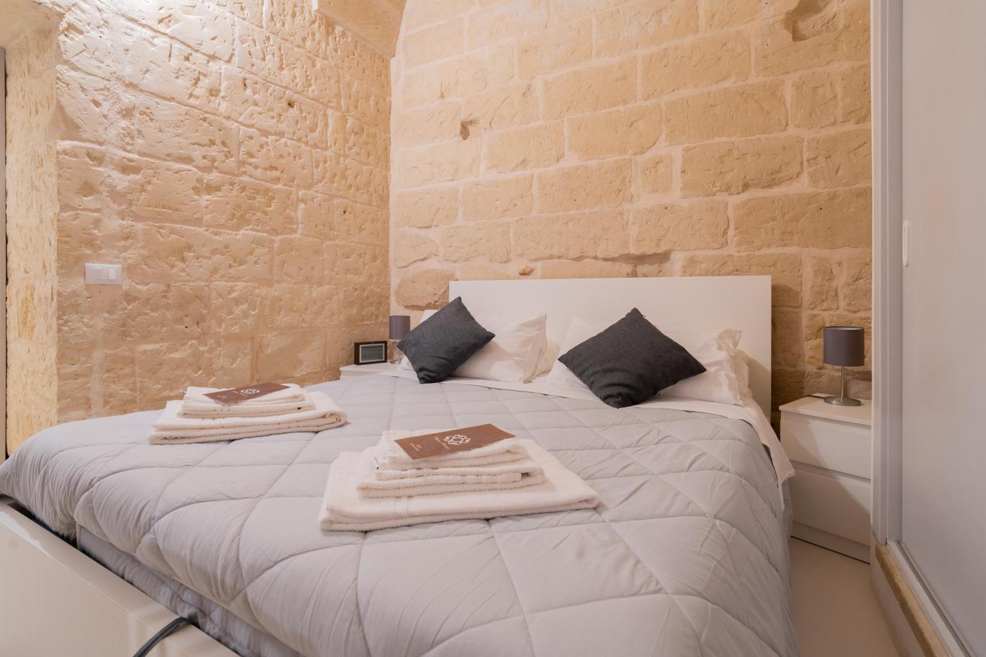 Dimora Barocca Apartment Irene レッチェ エクステリア 写真
