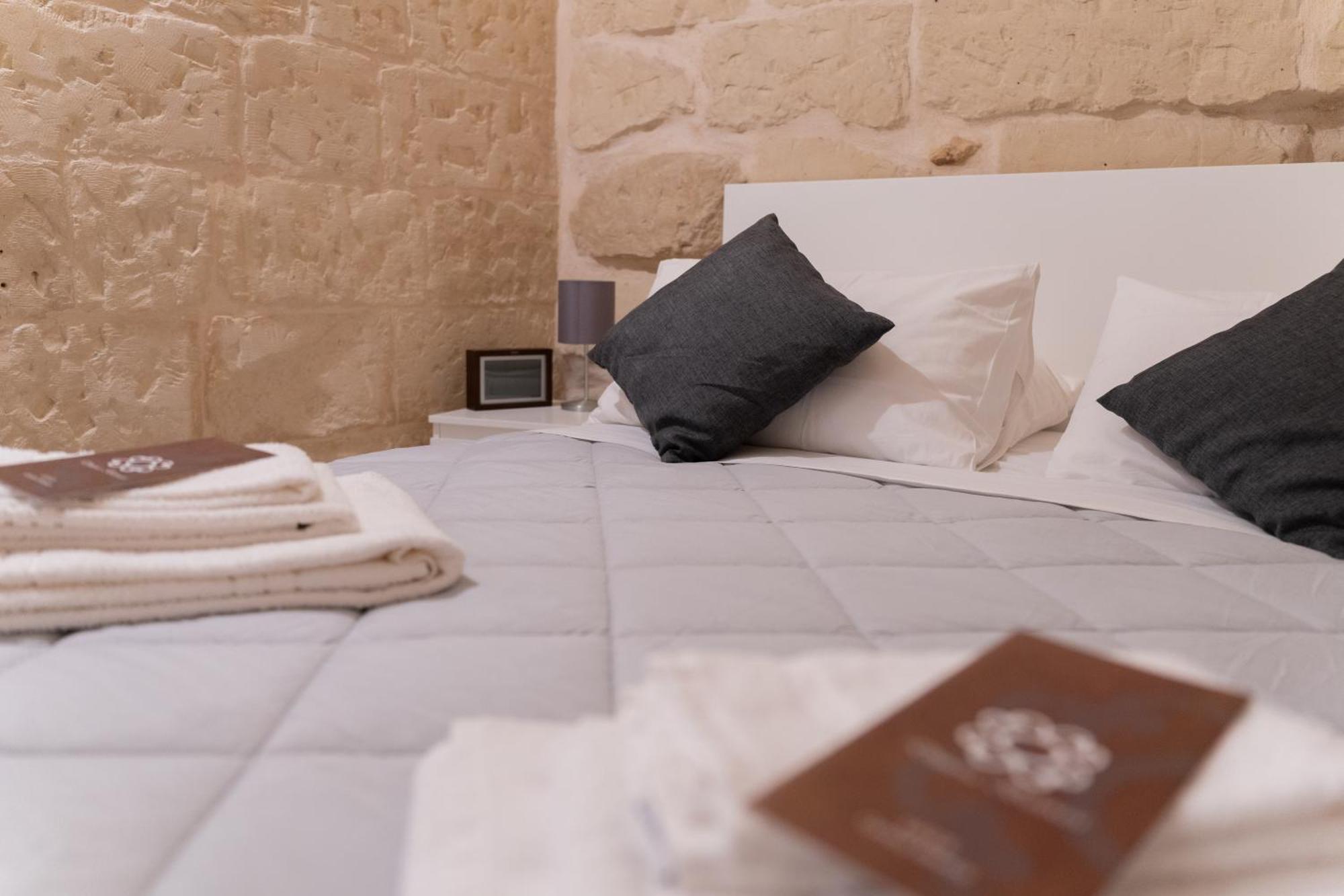 Dimora Barocca Apartment Irene レッチェ エクステリア 写真